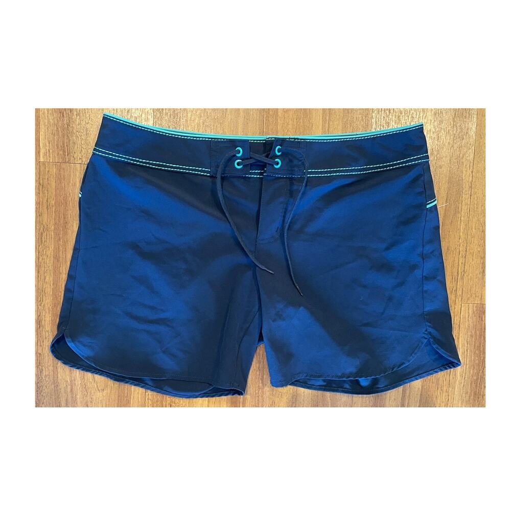 Carve Designs Women's Board Shorts Navy Blue Size 8 Drawstring Waist Back Pocket